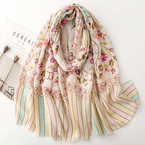 Women Scarf Shawl Satin Cotton Polyester Floral Print Geometric Stripes Tassel Fringe Sun Protection Beach Travel Bohemian