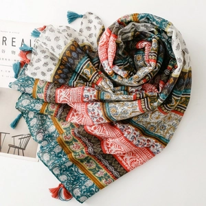 Bohemian floral scarf with vintage ethnic prints and tassels for women's spring fashion