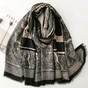 Vintage paisley pattern long scarf with fringe edges in black and beige design