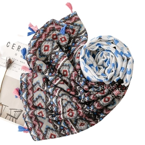 Bohemian thick scarf with elephant pattern, geometric prints and colorful tassels