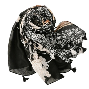 Fashionable leopard and floral printed scarf with tassels for women, leopard shawl wrap