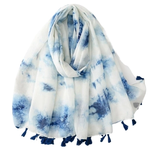 Écharpe dégradée bleu et blanc avec pompons à franges pour protection solaire et photos