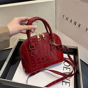 Crocodile Pattern Shell Crossbody Bag Glossy PU Leather Handbag With Double Zipper And Adjustable Strap For Women