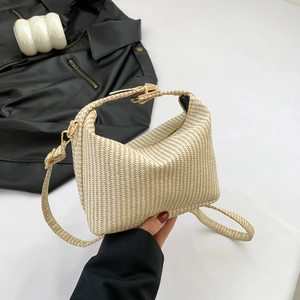 Sac à Épaule Carré en PU pour Femme Texture Tissée Sac à Bandoulière Style Coréen avec Quincaillerie Dorée pour le Quotidien