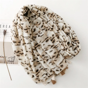 Soft cotton-feel leopard print scarf with tassels for women, stylish autumn wrap shawl