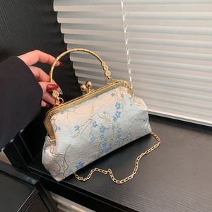 Vintage Embroidered Satin Shoulder Bag For Women Floral Plum Blossom Kiss Lock Evening Clutch With Metal Handle Chain Strap