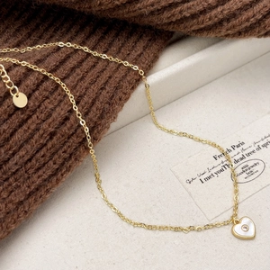 Collier Pendentif Coeur Nacre Coquille Zircon Cuivre Plaqué Or 14K Chaîne En O Réglable Simple Luxe Style INS