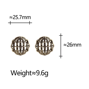 Detailed view of vintage hollow round earrings with size and weight measurement data