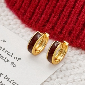 Boucles d'oreilles rétro françaises plaquées or avec émail rouge foncé de style minimaliste