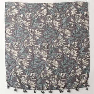Écharpe élégante gris foncé avec motif floral et glands à franges pour femme