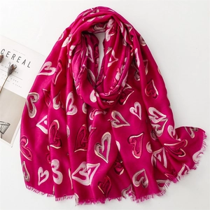 Écharpe fuchsia en coton-lin avec imprimés cœurs dorés et bords effilochés pour hiver