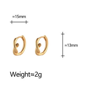 Detailed size chart of gold knotted hoop earrings showing dimensions 15mm by 13mm
