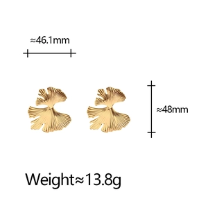 Detailed view of gold ginkgo leaf earrings with dimensions 46.1mm and 48mm and weight data
