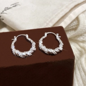 S925 sterling silver hoop earrings with twisted rope design and white pavé zircon stones