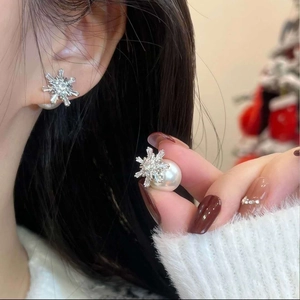 Snowflake Artificial Pearl Earrings For Women With Zircon Copper Dainty Winter Christmas Jewelry And 925 Sterling Silver Earring Post