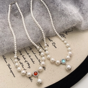 Vintage French Style Shell Artificial Pearl Necklace With Round Zircon Gemstone Pendant Elegant Jewelry For Women