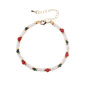 Elegant shell and red agate beaded bracelet with gold-plated adjustable lobster clasp chain
