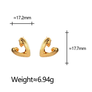 Detailed view of gold hollow heart earrings with 17.2mm width and 17.7mm height measurements