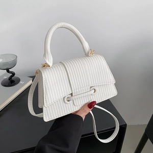 White textured leather flap handbag with gold ring decoration and detachable shoulder strap