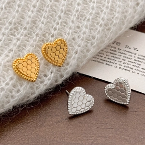 Heart Stud Earrings 18K Gold Plated Honeycomb Texture Copper Jewelry Retro Women With 925 Sterling Silver Earring Post