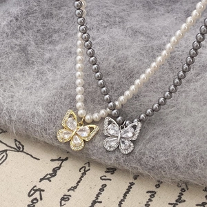 Collier Pendentif Papillon Noeud Papillon Cuivre Avec Zircon Et Imitation Künstliche Perle Style Rétro Français Élégant Pour Femme