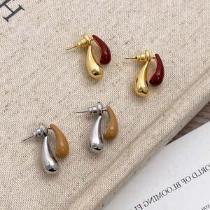 Retro Ancora red water drop earrings with vintage gold and silver metal accents