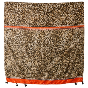 Écharpe léopard marron avec bordures orange contrastées et détails de franges noires