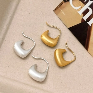 Minimalistische U Form Kupfer Hakenohrringe Für Damen Matt Gebürstet Geometrischer Dicker Metallschmuck Eleganter Moderner Stil