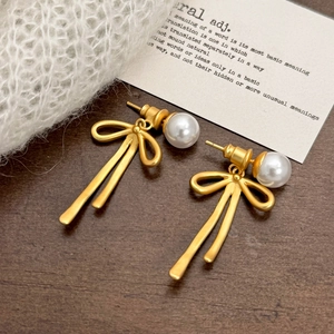 Elegant Bow Artificial Pearl Drop Earrings Alloy Faux Artificial Pearl Ribbon Dangle With Copper Earring Post French Retro Style For Women