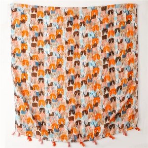 Sciarpa in cotone e lino con stampa gatto cartone animato e nappe colorate da donna
