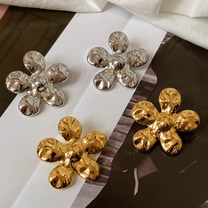 Boucles Oreilles Fleur Vintage Rétro Français Texture Métal Liquide Lustre Métallique Matériau Cuivre Pour Femmes Unique
