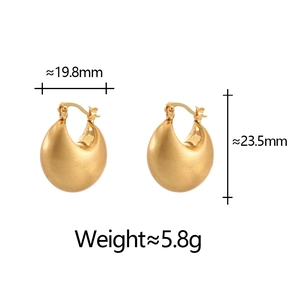 Size specifications of gold chunky water drop hoop earrings with polished finish