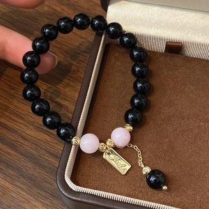 Bracelet Perles Agate Noire Cristal Fraise Porte-Bonheur Alliage Plaqué Or Bijoux Pour Femmes