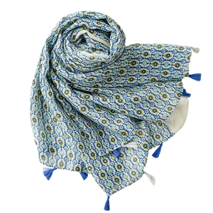 Bohemian floral print scarf for women with blue tassels and soft ethnic pattern