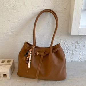 Borsa Tote in Pelle PU Retrò da Donna Grande Capacità Borsa a Tracolla Minimalista Con Ciondolo in Legno Borsa da Lavoro Giornaliera