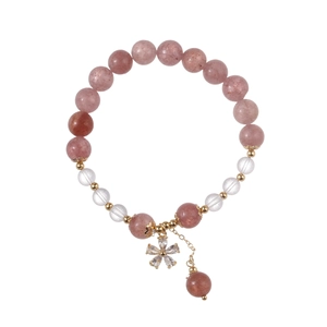 Elegant natural strawberry crystal beaded bracelet with gold flower zircon pendant for women