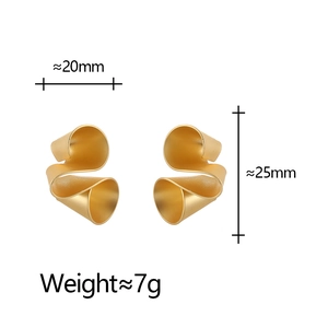 Matte gold irregular twisted geometric stud earrings with 20mm width and 25mm height