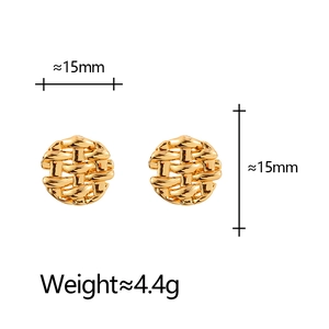 Minimalist gold-plated geometric woven earrings with 15mm diameter circular design