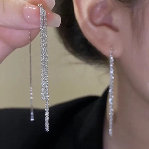 Boucles D'oreilles Longues À Pompons En Cuivre Plaqué Argent Scintillant Zircon Bijoux De Mode Minimalistes Pour Femmes