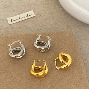 Créoles Torsadées En Cuivre Plaqué Or 18K Irrégulier Entrelacé Rétro Minimaliste Bijoux De Mode Pour Femmes