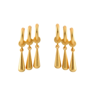 Fashionable gold-plated fringe drop earrings featuring triple C-rings and teardrop pendants