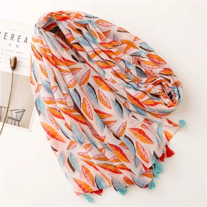 Écharpe légère en coton et lin avec motifs plumes colorés et pompons à franges