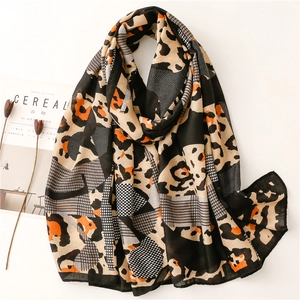 Leopard Print Geometric Splicing Long Scarf Polyester Shawl Lightweight Sun Protection Fashion Accessory For Women