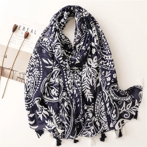 Women Long Scarf Shawl Paisley Floral Print Tassels Lightweight Polyester Bali Yarn Bohemian Sunshade Vintage Style