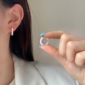 Elegant silver round earrings with pink enamel for a minimalist daily fashion look