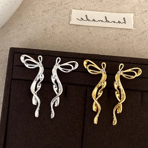 Orecchini Pendenti Lunghi Con Nappa A Fiocco Rame Placcato Con Zirconia Per Donna Gioielli Eleganti Stile Metallo Fluido