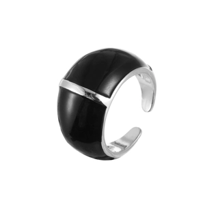 Bague ouverte vintage française avec émail noir et finition huile sur métal argenté