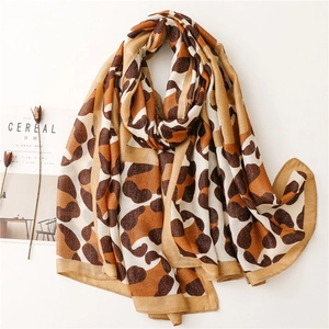 Écharpe Longue À Imprimé Léopard Mode Châle Polyester Léger Lurex Brillant Enveloppement Pour Femmes Voyage Plage Élégant