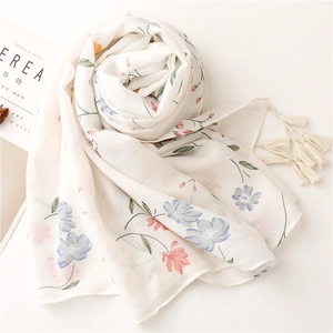 Sciarpa in cotone da donna con stampa floreale, nappe e motivo di fiori selvatici