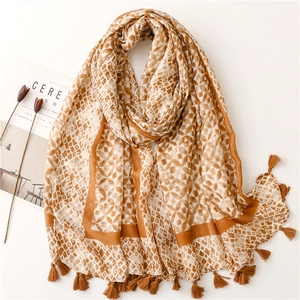 Women Lightweight Scarf Shawl Polyester Satin Geometric Print Tassel Fringe Travel Beach Sun Protection Long